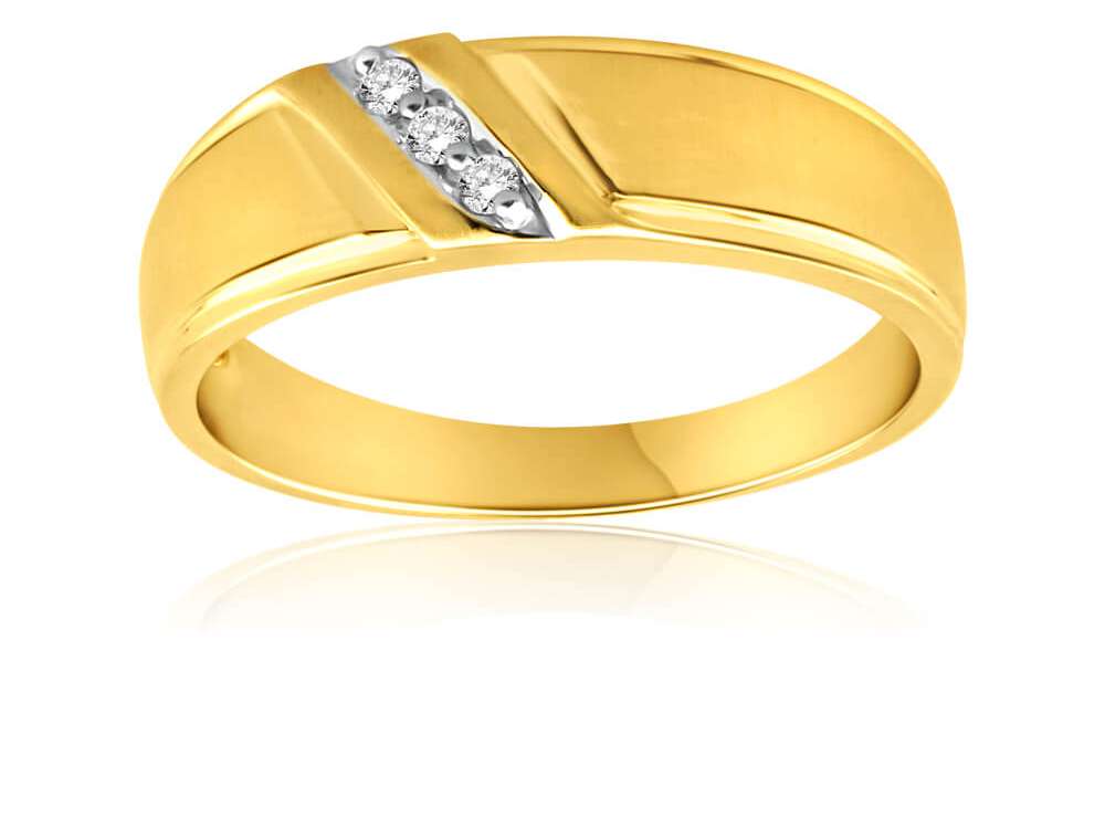 gold ring with three small diamonds on the diagonal, close together
